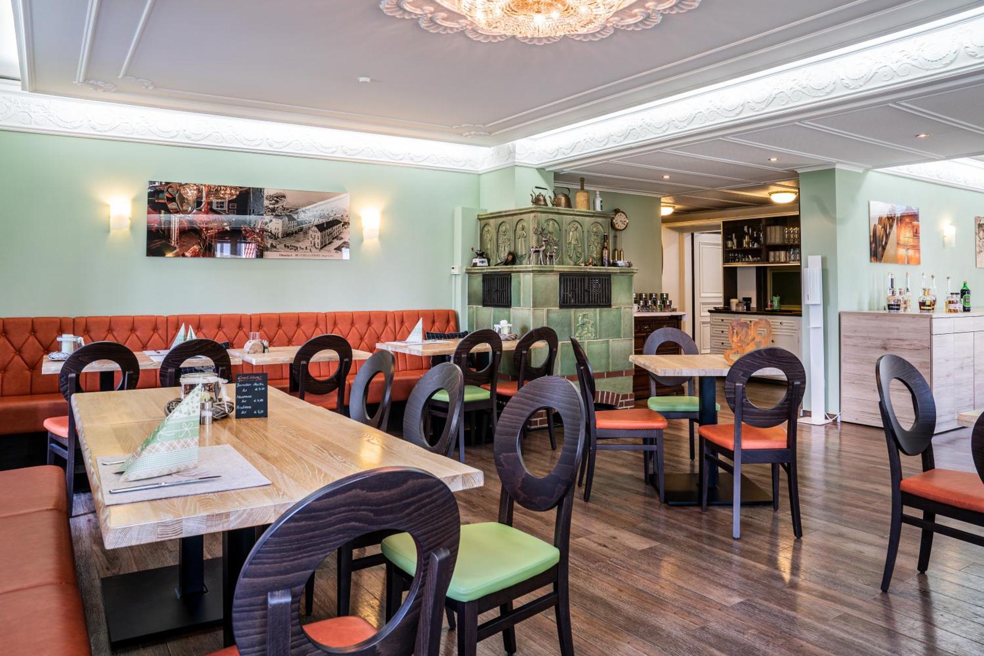 Akzent Hotel Restaurant Hirsch Heidenheim an der Brenz Esterno foto