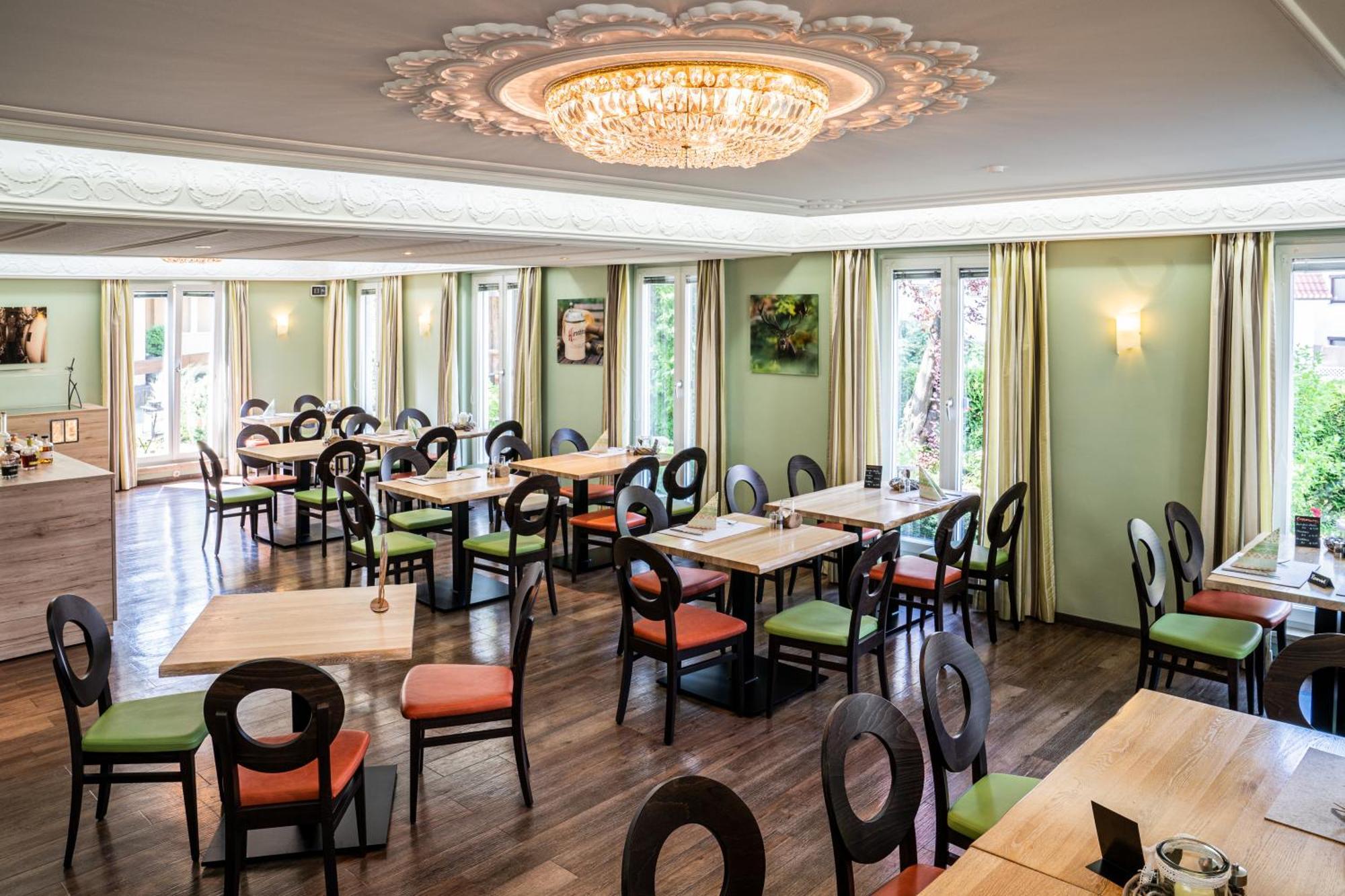 Akzent Hotel Restaurant Hirsch Heidenheim an der Brenz Esterno foto