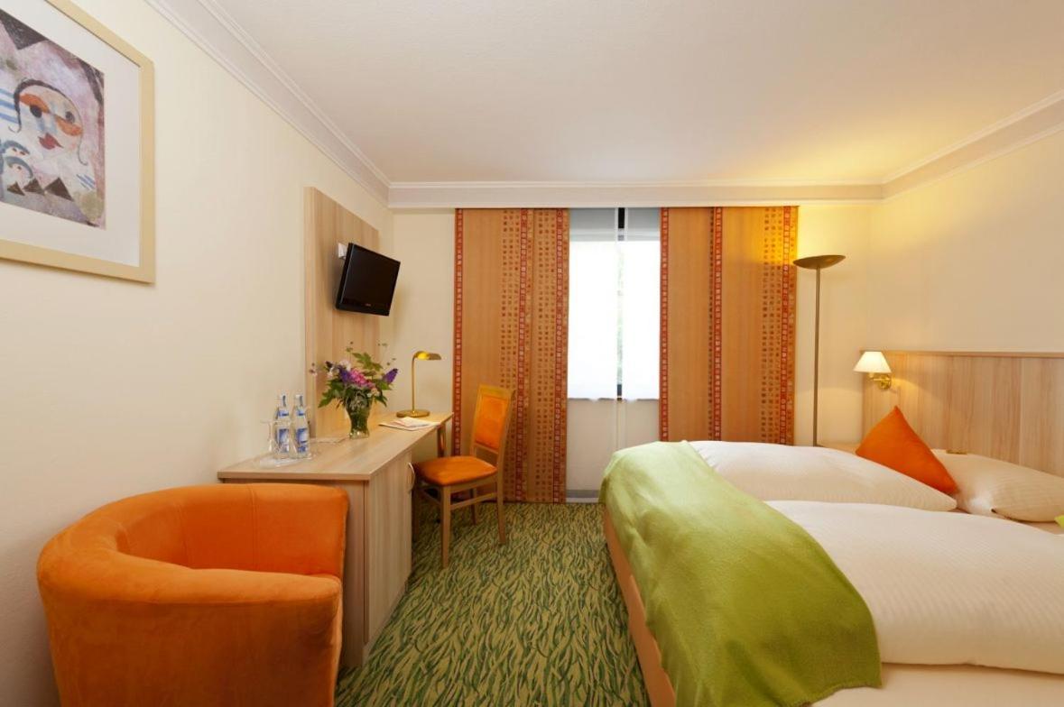 Akzent Hotel Restaurant Hirsch Heidenheim an der Brenz Esterno foto